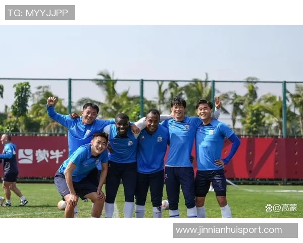 神户队长谈比赛策略：坚守防线静待反击成功遏制申花下半场攻势